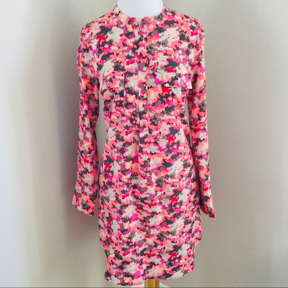 131. Gap T-Shirt Camo Dress - Picture 2 of 6